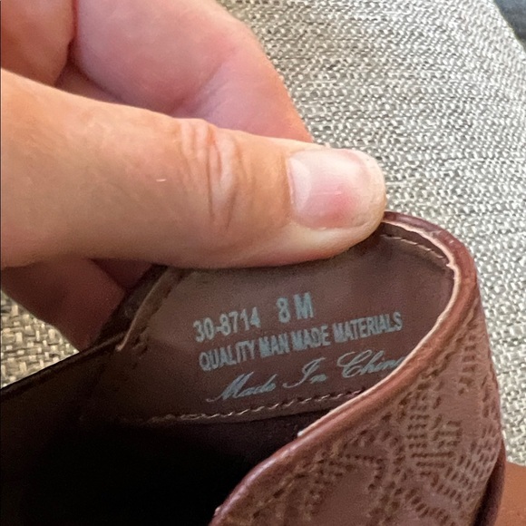 Easy Street Women's Legend Western Ankle Boot - Picture 7 of 11